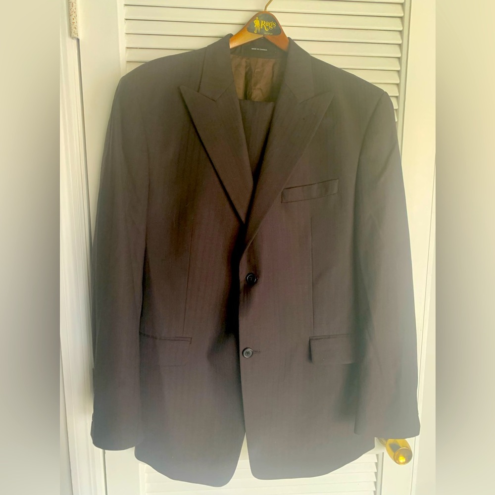 Calvin Klein men’s brown wool pinstriped 2 piece lined suit size 44 R 38x28